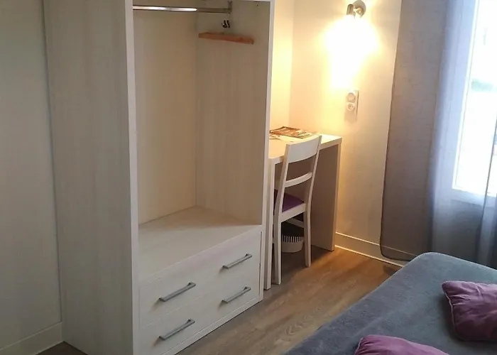 Logis Le Pont D'arcole 호텔 Riscle