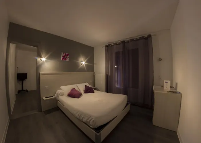 Logis Le Pont D'arcole Riscle