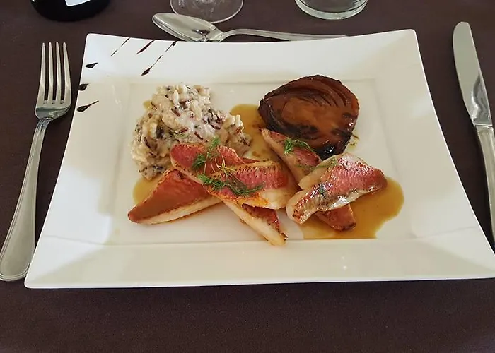 호텔 Logis Le Pont D'arcole